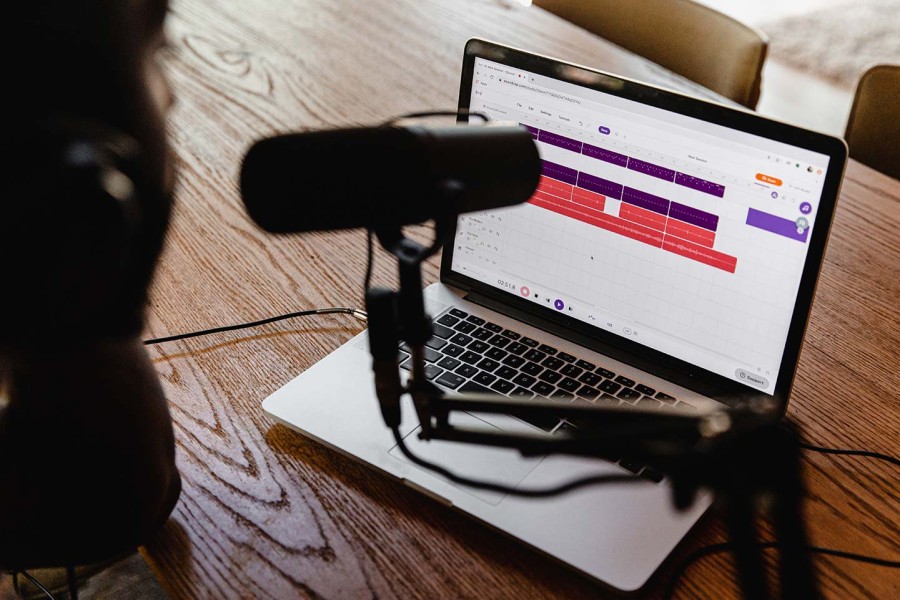 Top-Marketing-Podcasts-Every-Business-Should-Subscribe-To